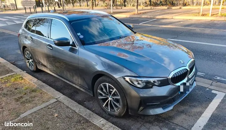 BMW 3 Series 2020 photo 2