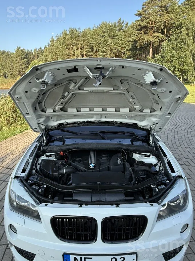 BMW X1 2011 photo 4