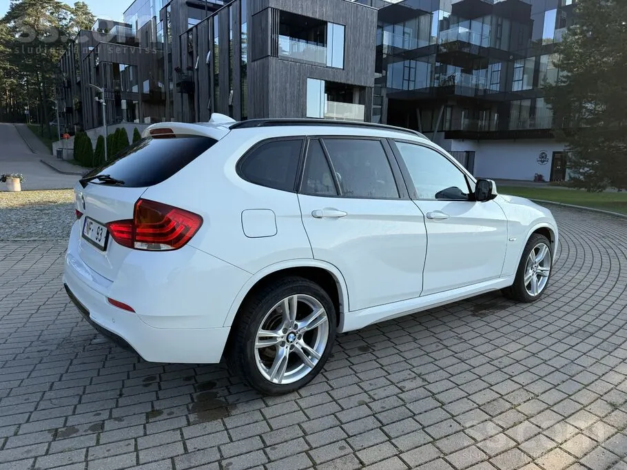 BMW X1