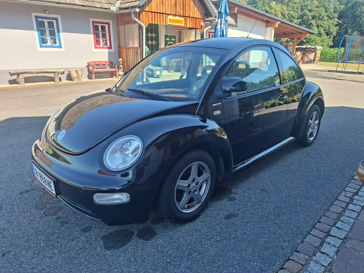 Volkswagen Beetle 2000 photo 2