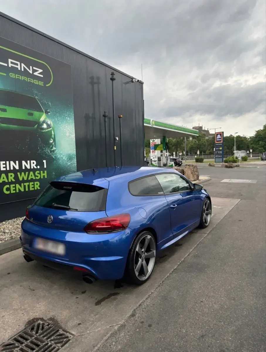 Volkswagen Scirocco 2010 photo 2