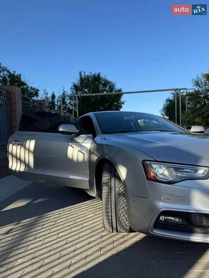 Audi A5 2012 photo 5