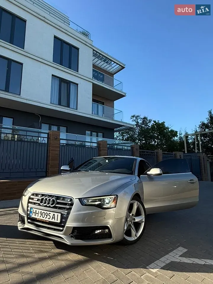 Audi A5 2012 photo 3