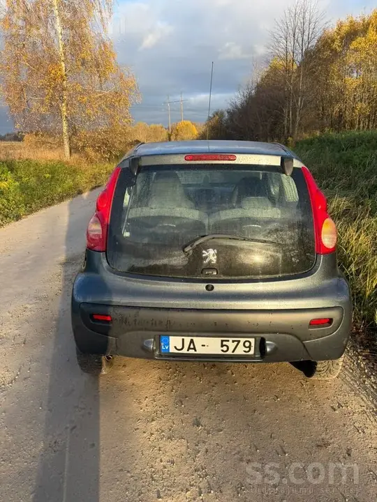 Peugeot 107 2008 photo 5