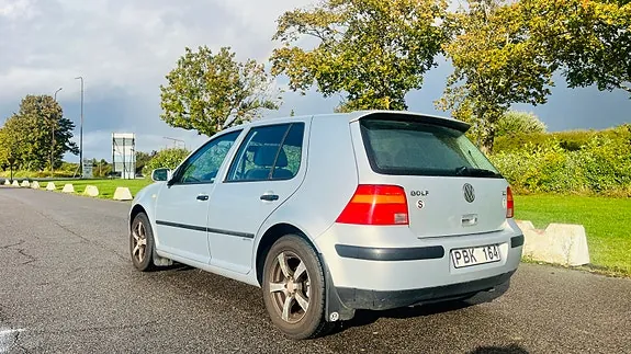 Volkswagen Golf Iv 2000 photo 2