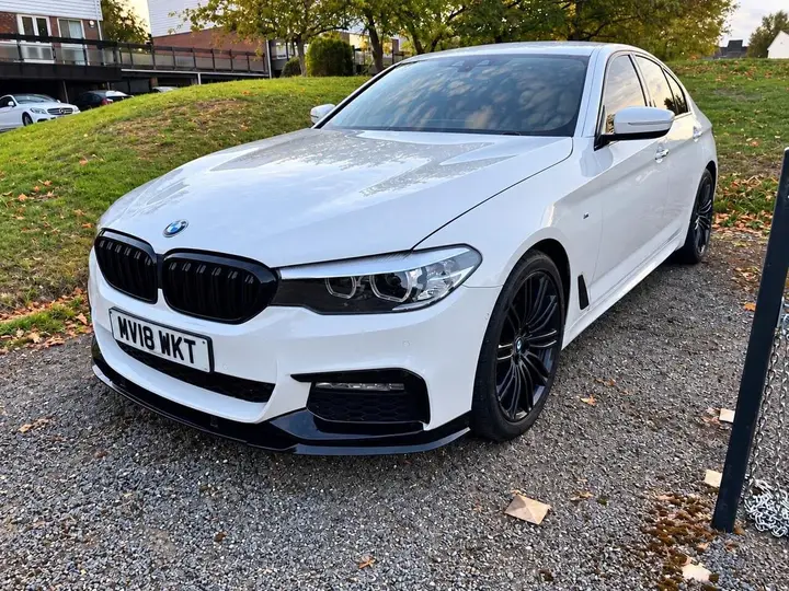 BMW 5 Series 2018 photo 5