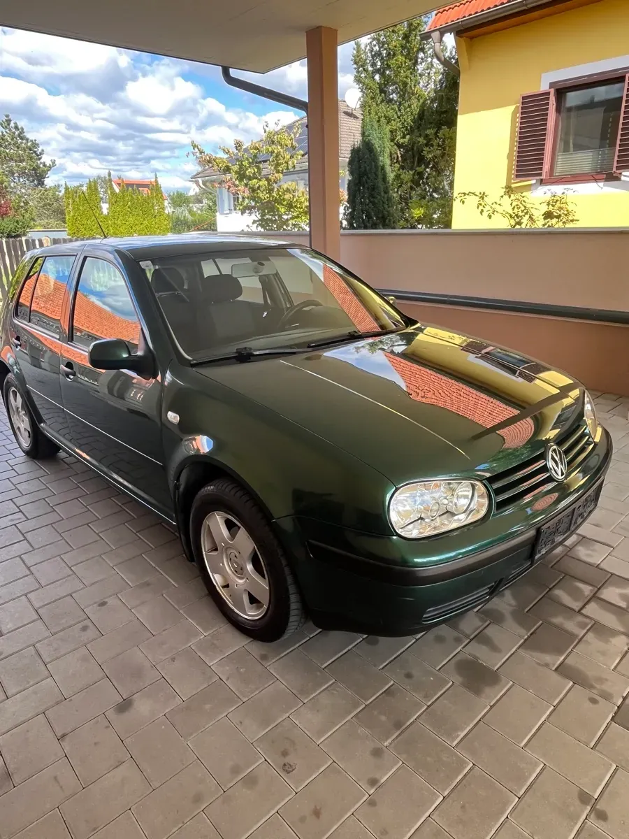 Volkswagen Golf 2003 photo 2
