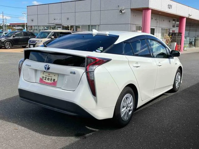 Toyota Prius 2016 photo 4