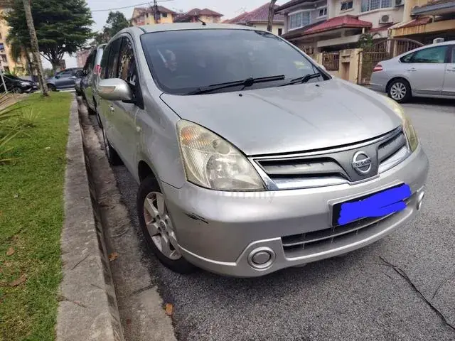 Nissan Grand Livina