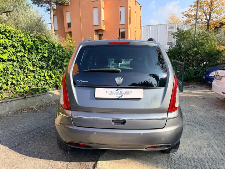 Lancia Musa 2010 photo 5