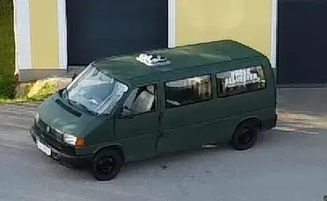 Volkswagen T4 1997 photo 2