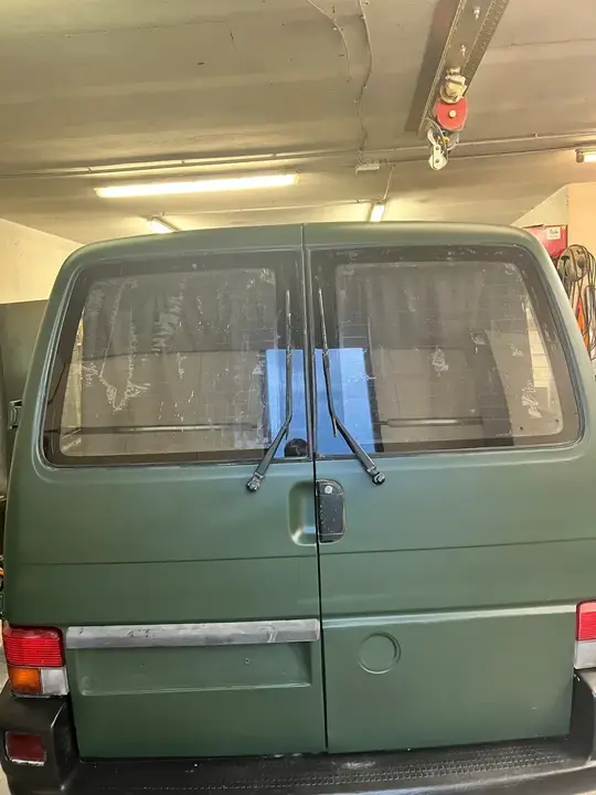 Volkswagen T4 1997 photo 3