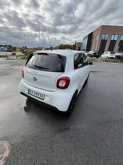 Smart Forfour 2019 photo 5