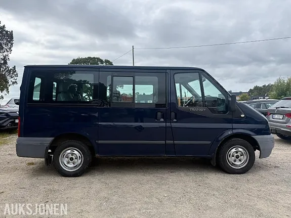Ford Transit 2010 photo 4