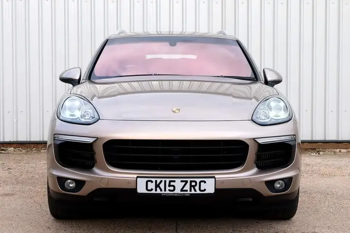 Porsche Cayenne 2015 photo 2