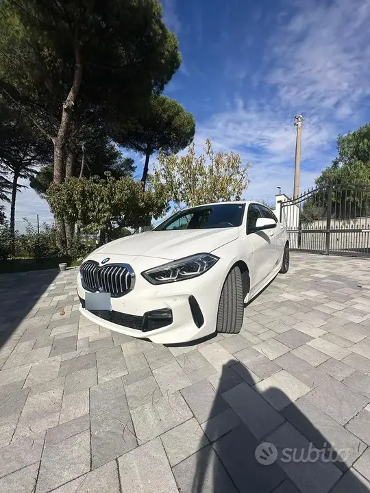 BMW 1 Series 2020 photo 2