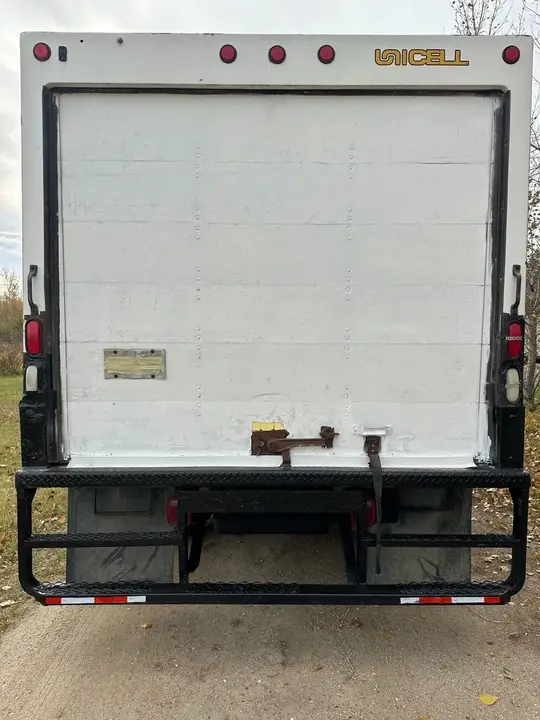 Chevrolet Silverado 3500Hd 2011 photo 5