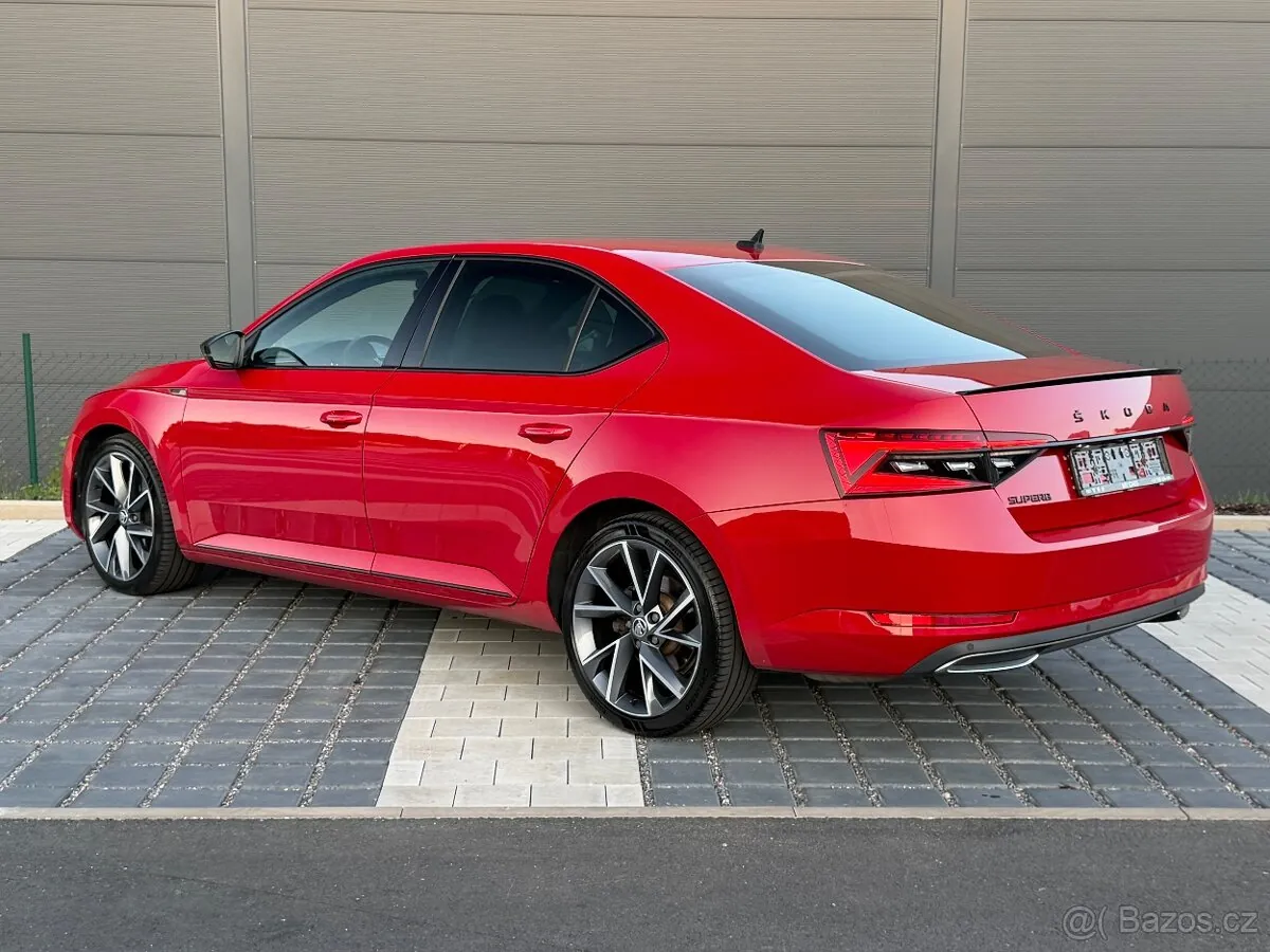 Skoda Superb 2019 photo 3