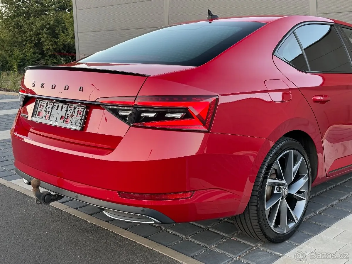 Skoda Superb 2019 photo 4