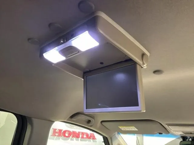 Honda Stepwgn Sparda 2019 photo 2