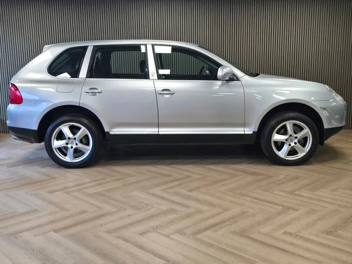 Porsche Cayenne 2004 photo 3