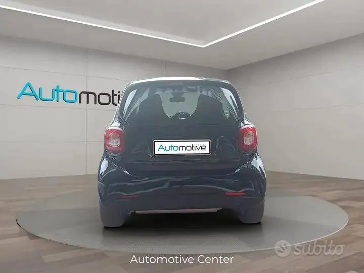 Smart Fortwo 2018 photo 2