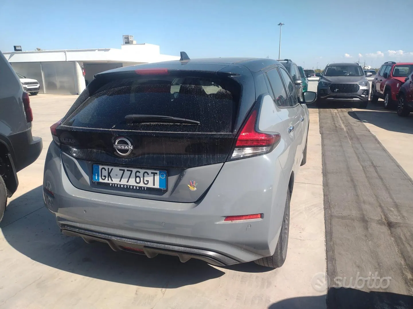Nissan Leaf 2023 photo 2