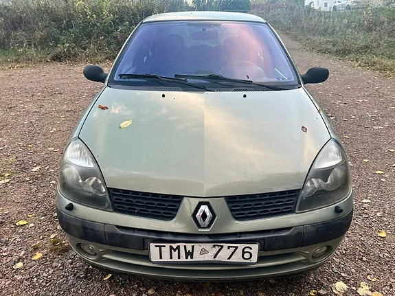 Renault Clio 2002 photo 2