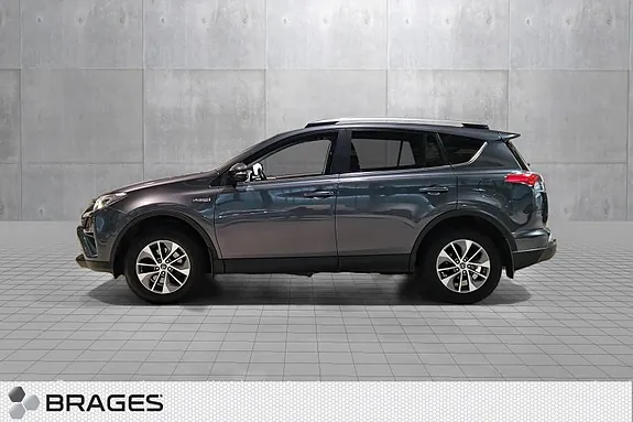Toyota Rav4 2017 photo 2