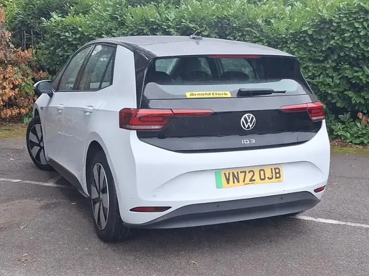 Volkswagen Id.3 2022 photo 2