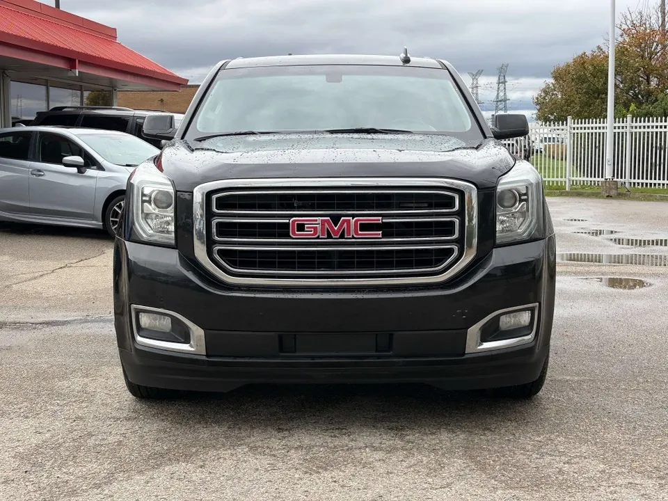 GMC Yukon Xl 2018 photo 2
