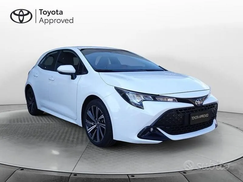 Toyota Corolla 2023 photo 3