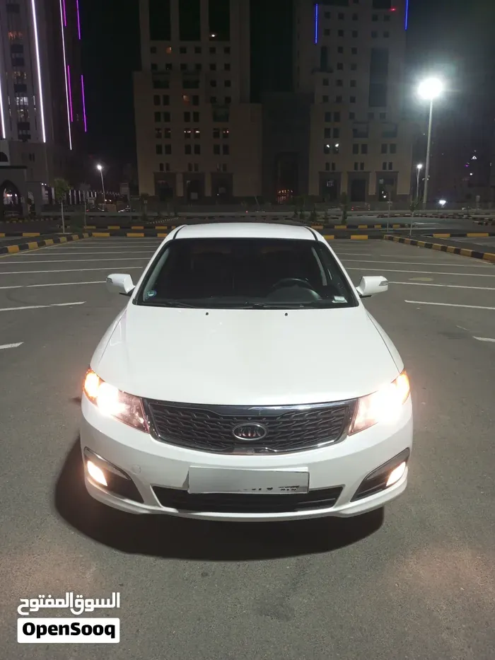 Kia Optima 2010 photo 4