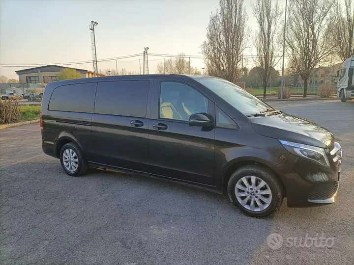 Mercedes-Benz V-Class 2022 photo 4