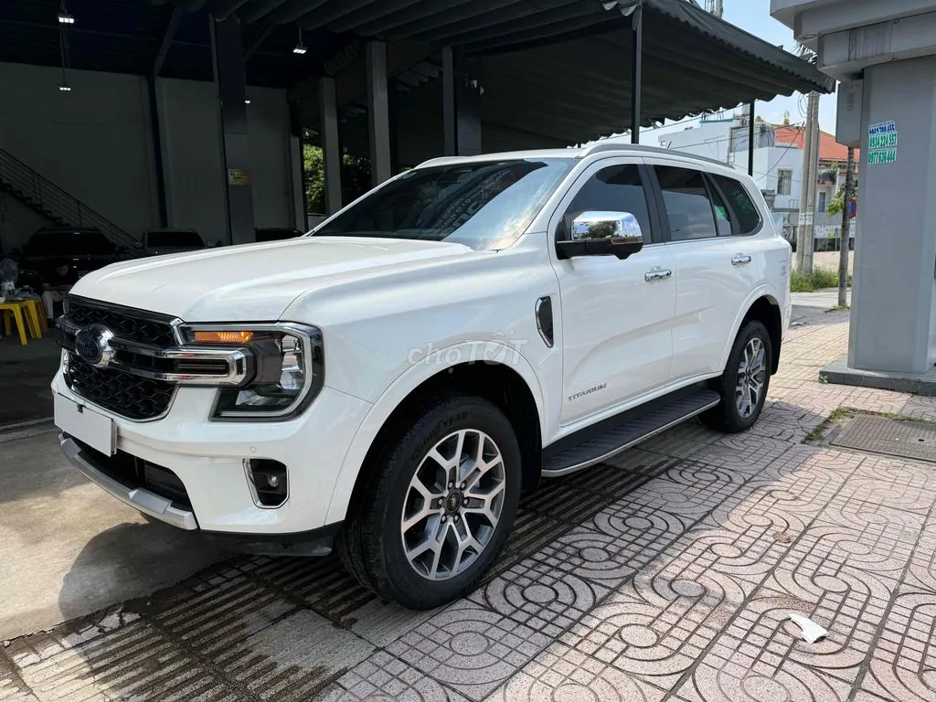 Ford Everest 2024 photo 3