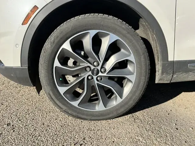 Lincoln Nautilus 2022 photo 3