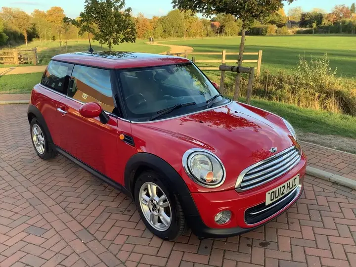 Mini Hatch