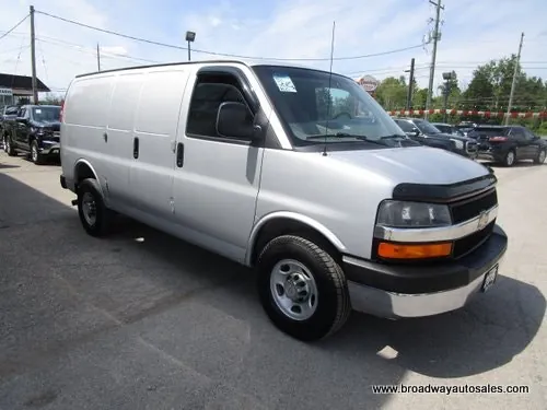 Chevrolet Express 2015 photo 3