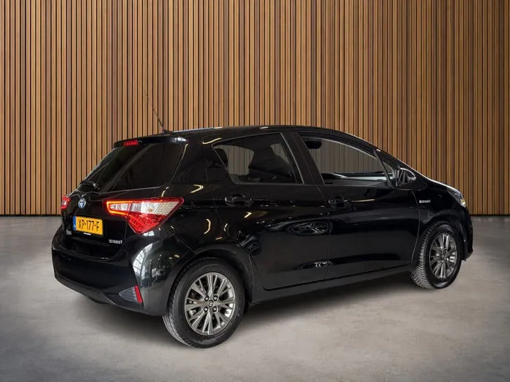 Toyota Yaris 2019 photo 2