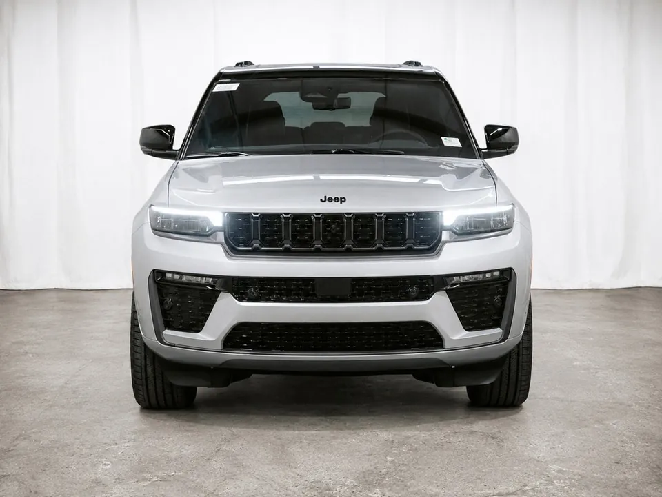 Jeep Grand Cherokee 2026 photo 2