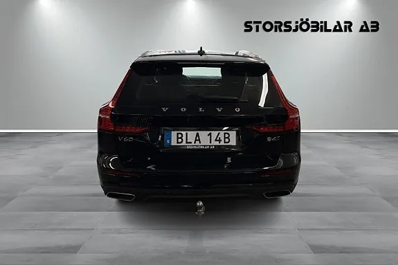 Volvo V60 Cross Country 2022 photo 4