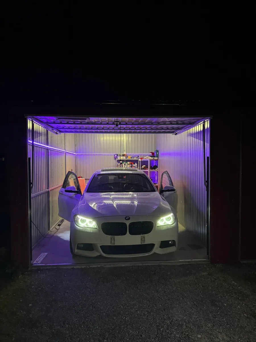 BMW 5 Series 2012 photo 3