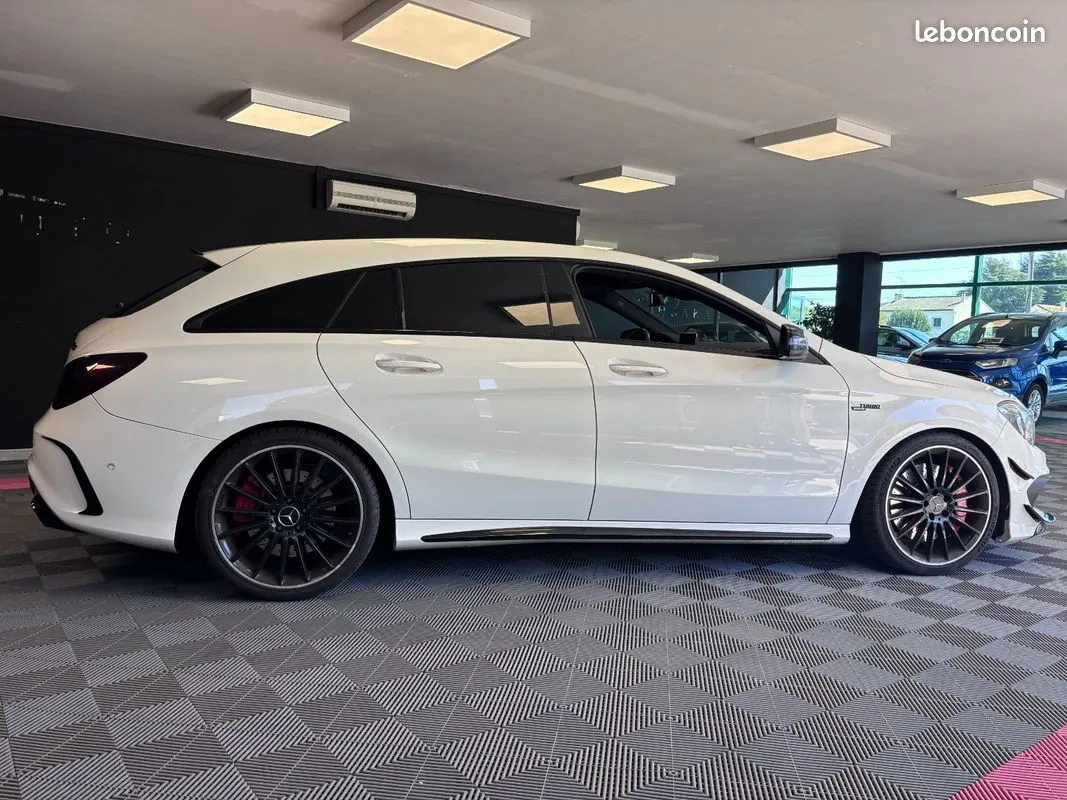 Mercedes-Benz Cla 2015 photo 2