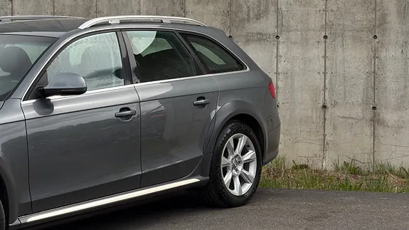 Audi A4 Allroad 2012 photo 4