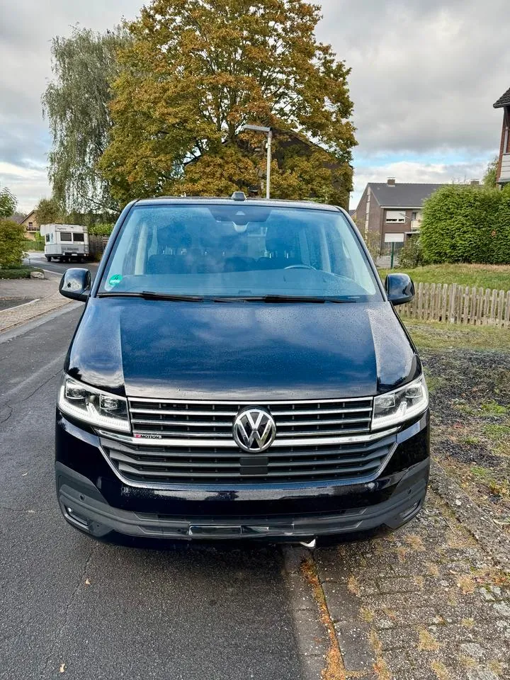 Volkswagen Caravelle