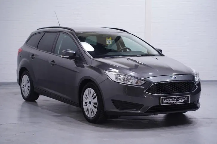 Ford Focus 2015 photo 2