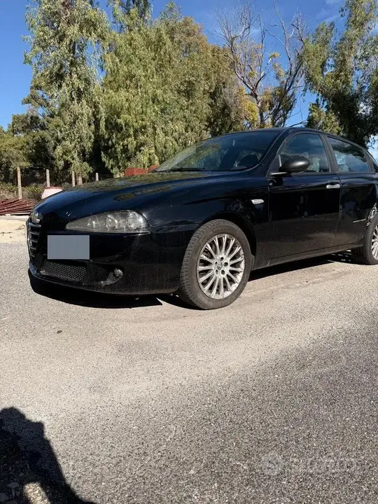 Alfa Romeo 147 2006 photo 4