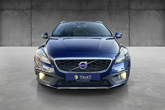 Volvo V40 Cross Country 2015 photo 4