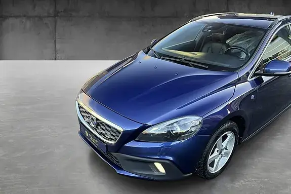 Volvo V40 Cross Country 2015 photo 3