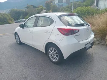 Mazda 2 2018 photo 4